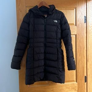 Women’s North Face 550 puffer coat